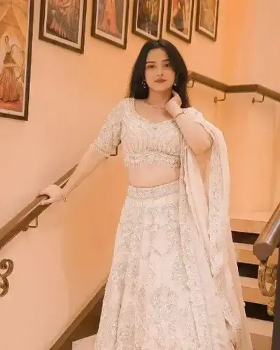 Escort Bandarulanka